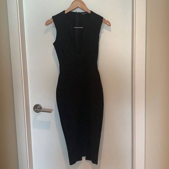 Boohoo structured V-neck dress - Picture 2 of 2